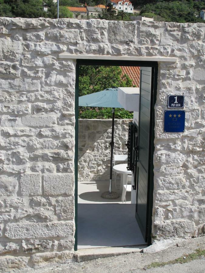 House Olivia * Pučišća